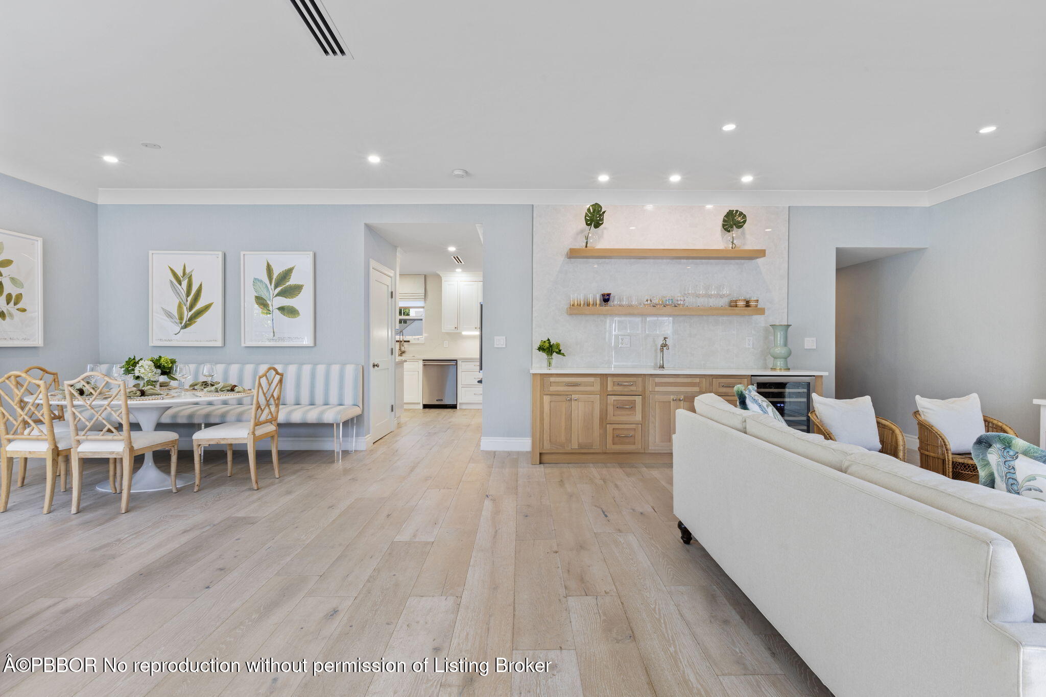 311 Cocoanut Row, 101