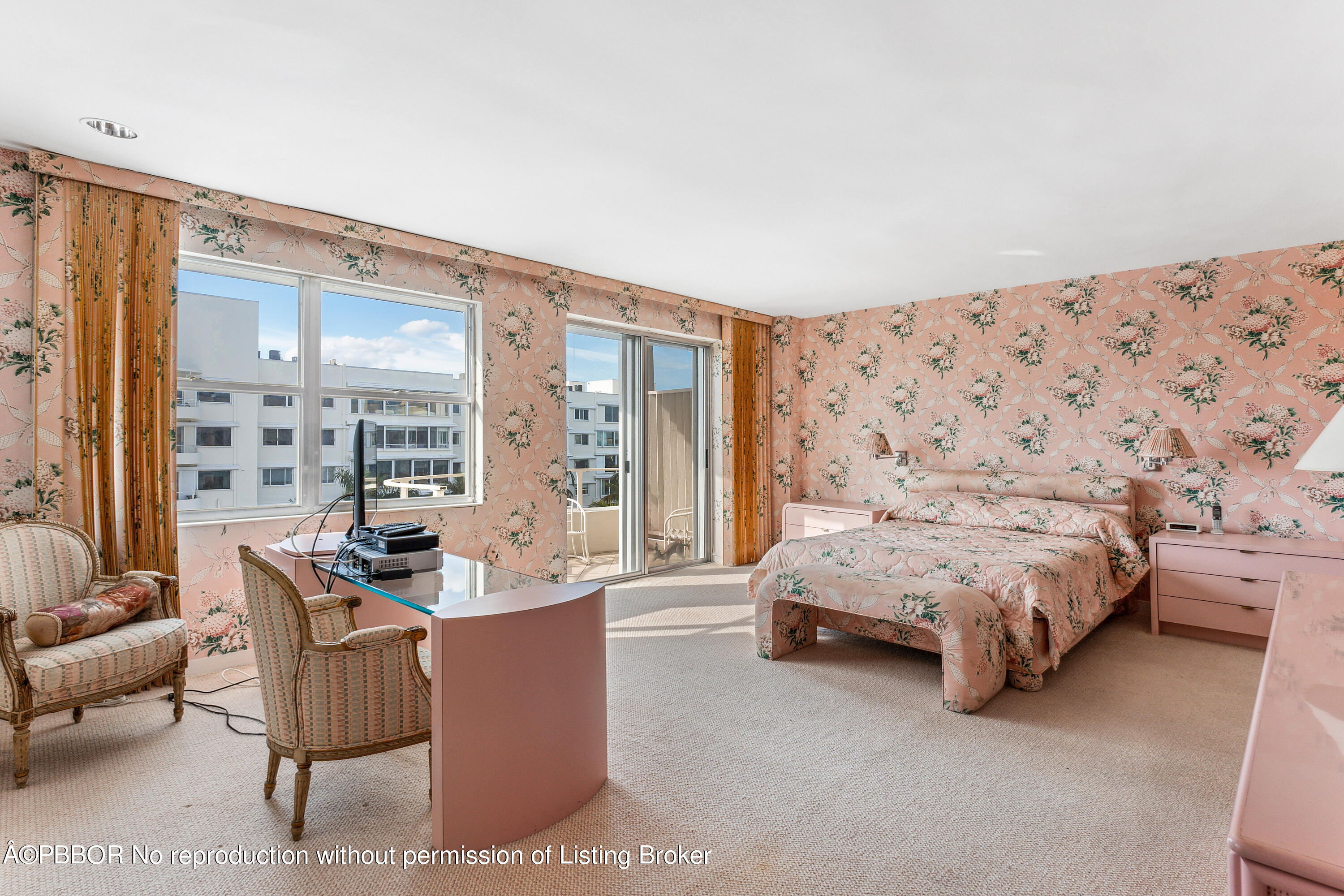 44 Cocoanut Row, 508/509A