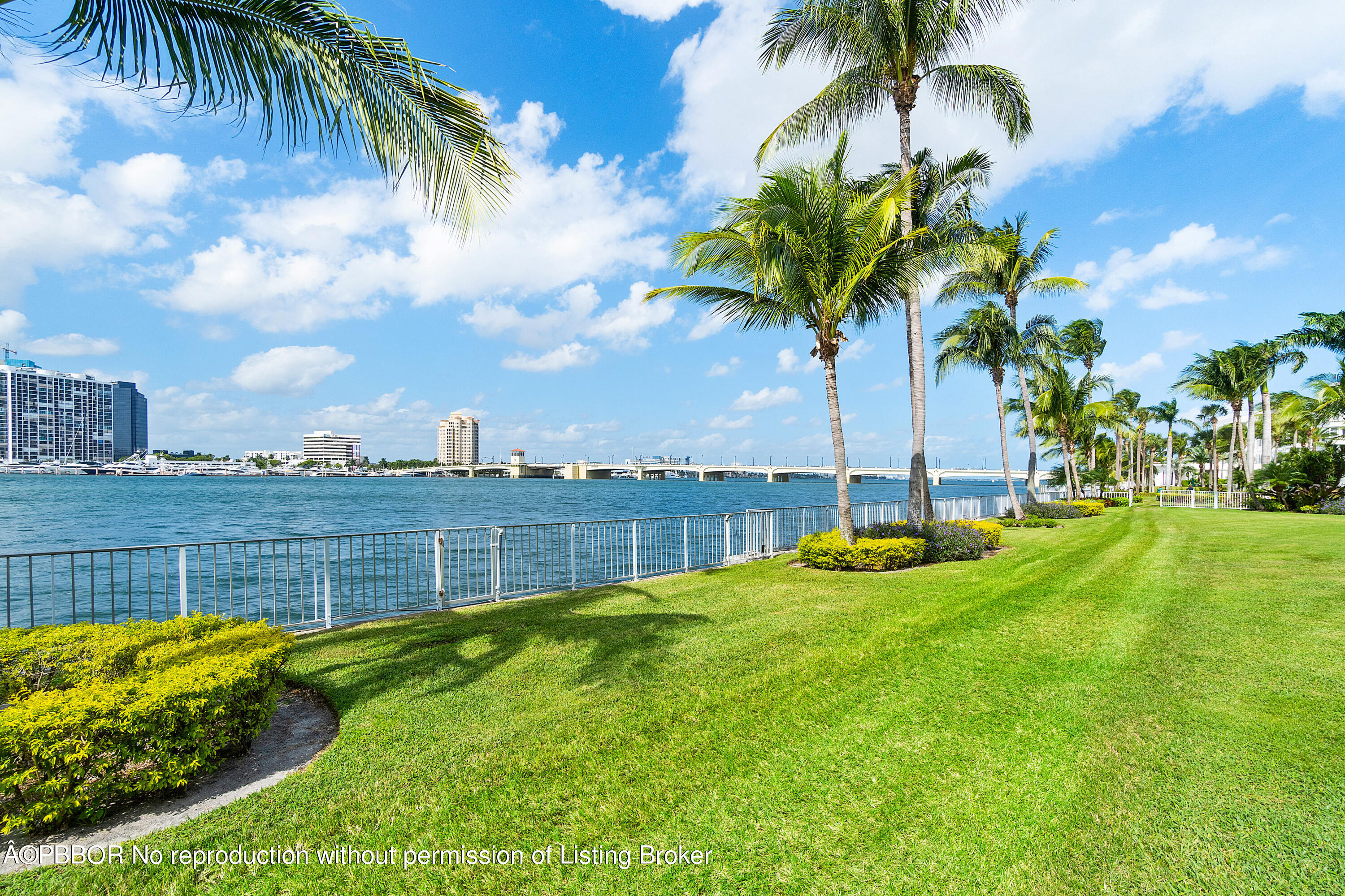44 Cocoanut Row, 508/509A