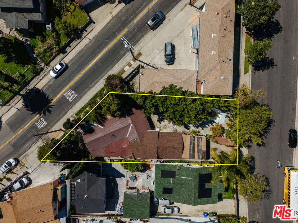 1058 N Avenue 50
