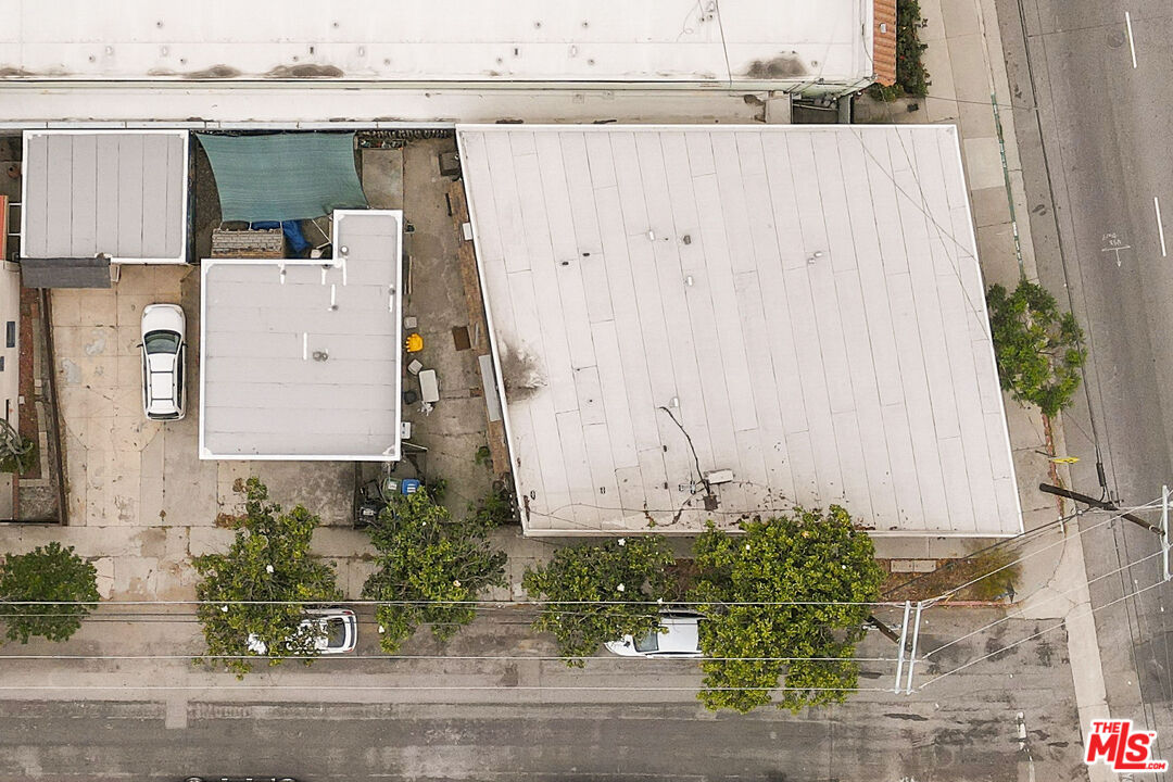 7035 N Figueroa St