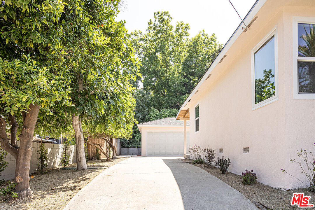 4924 San Rafael Ave