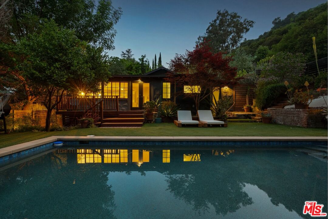 2217 Stanley Hills Dr