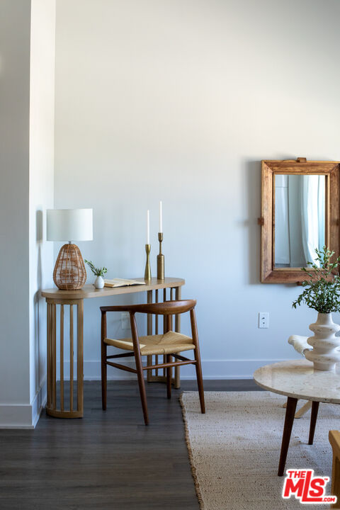 518 E Windsor Rd Unit: 409