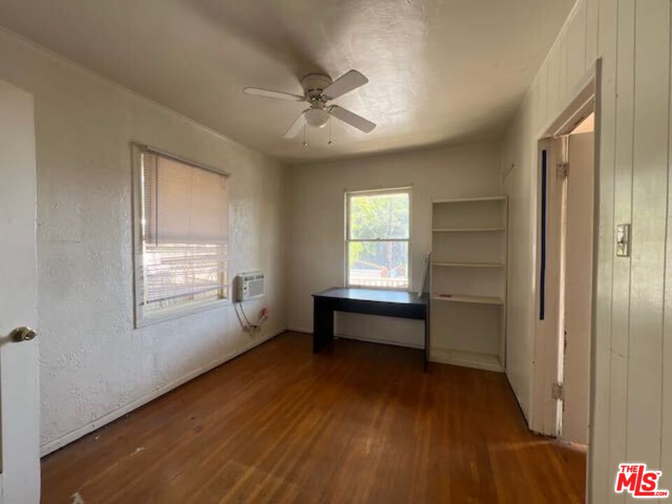2267 Las Flores Dr