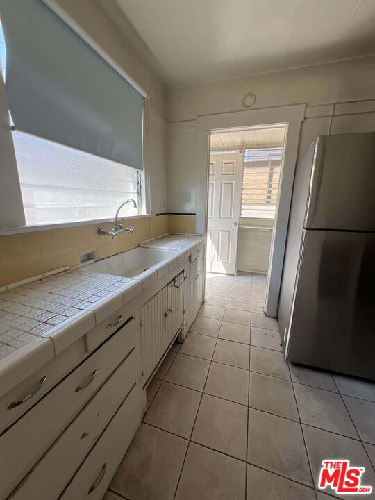 2267 Las Flores Dr