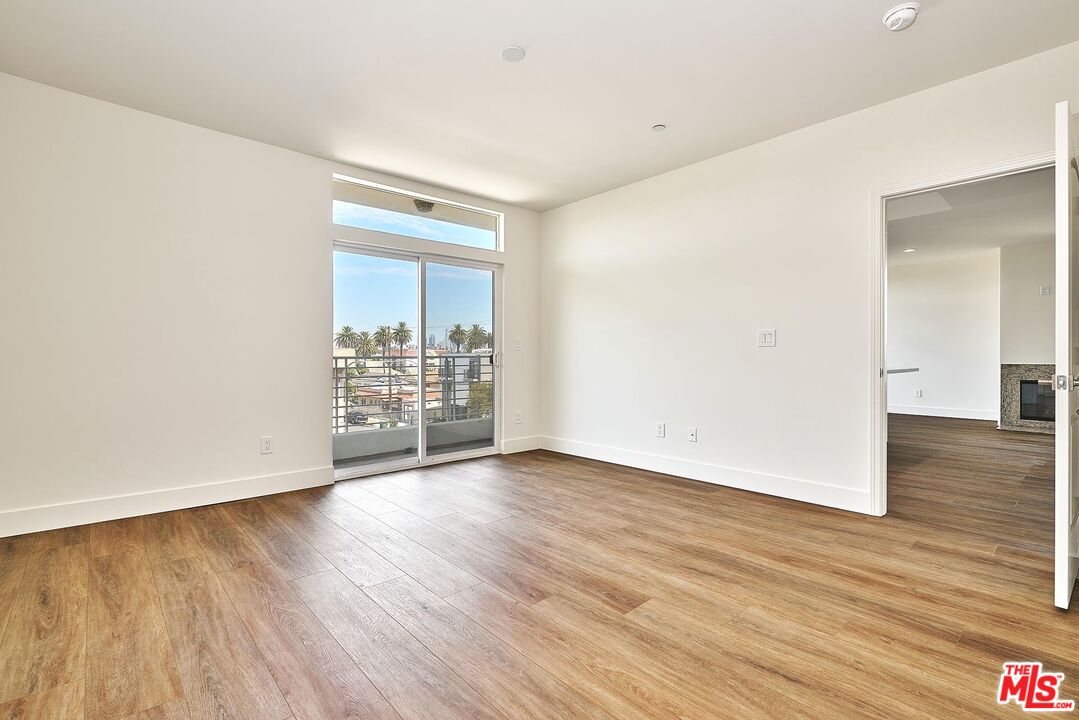401 N Serrano Ave Unit: 301
