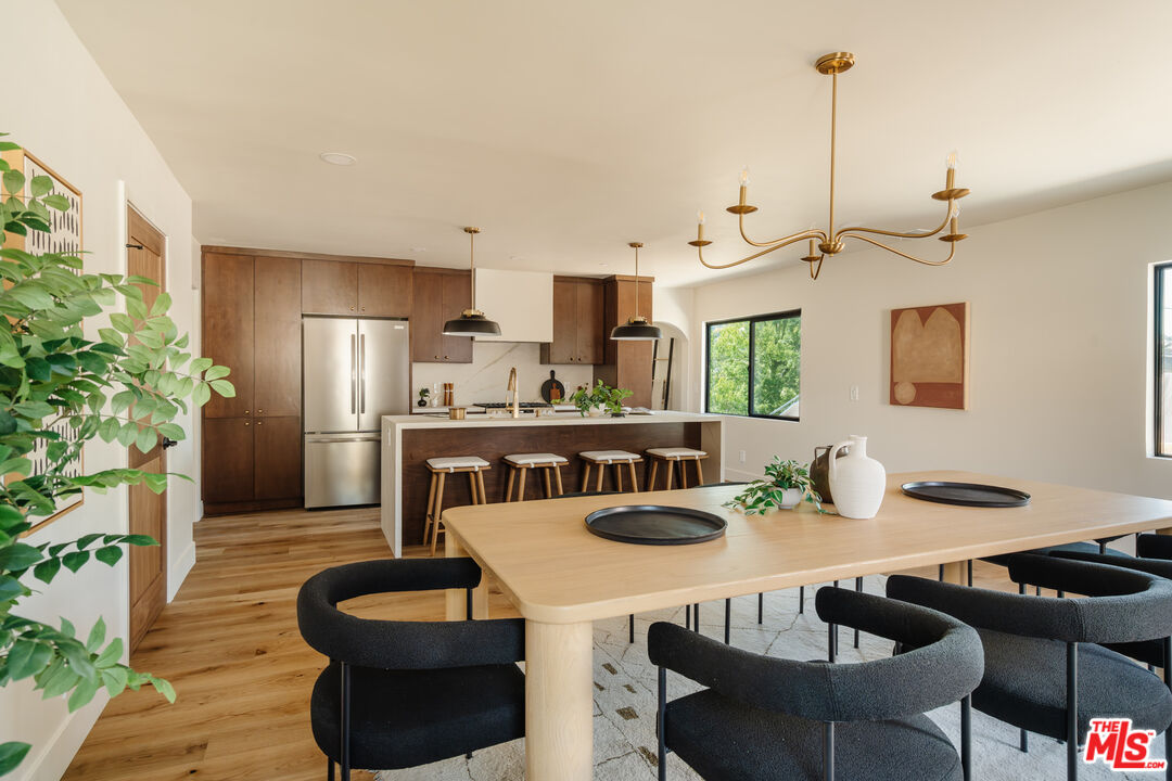 2919 Valle Vista Dr