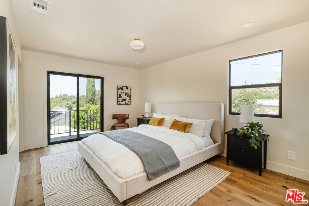 2919 Valle Vista Dr