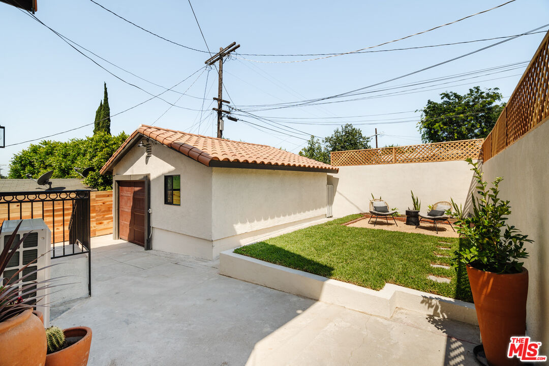 2919 Valle Vista Dr