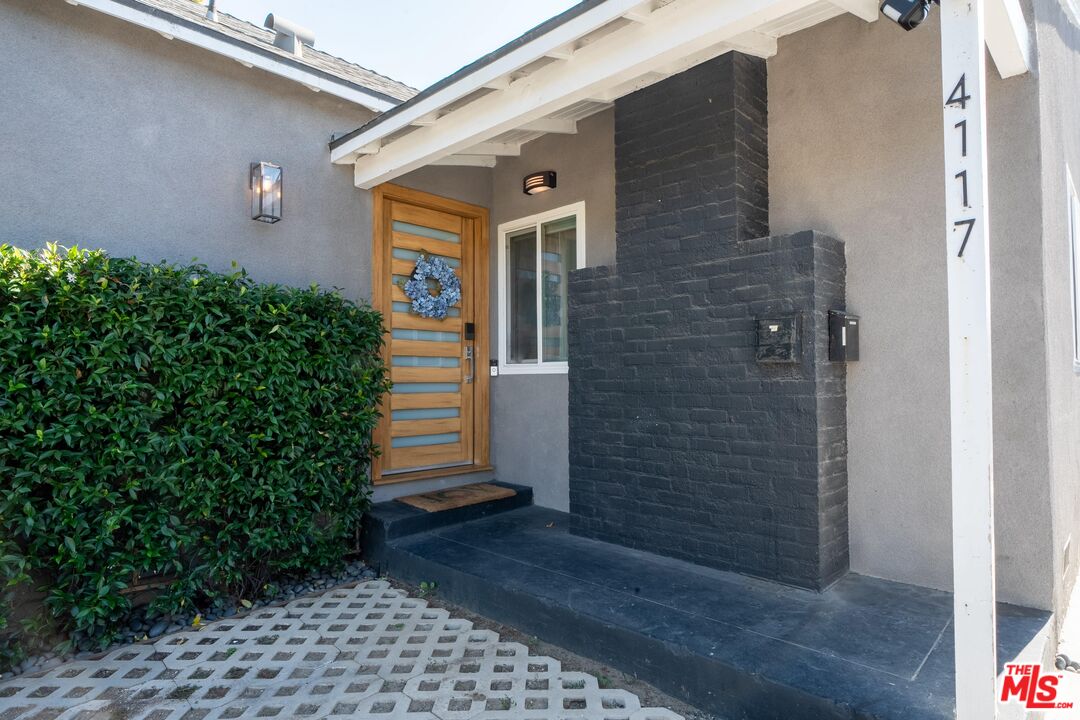 4117 Mildred Ave
