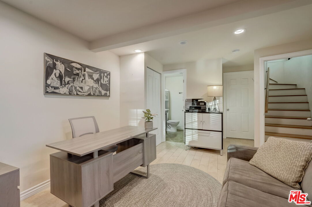 1865 Verdugo Knolls Dr