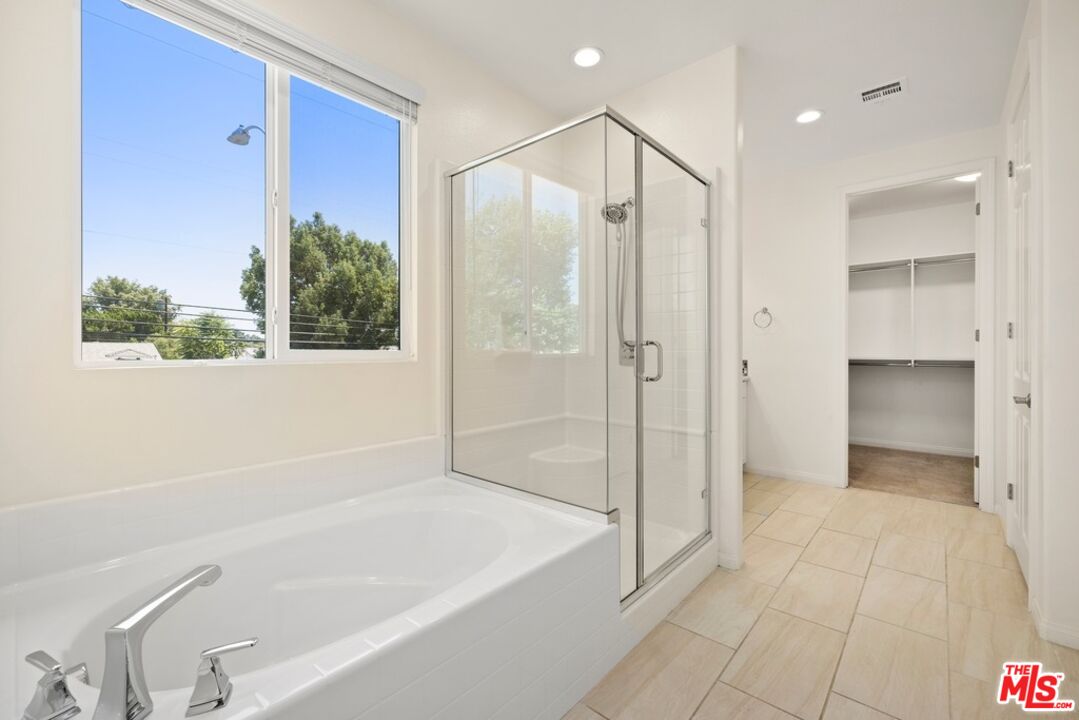 15001 Emma Dr