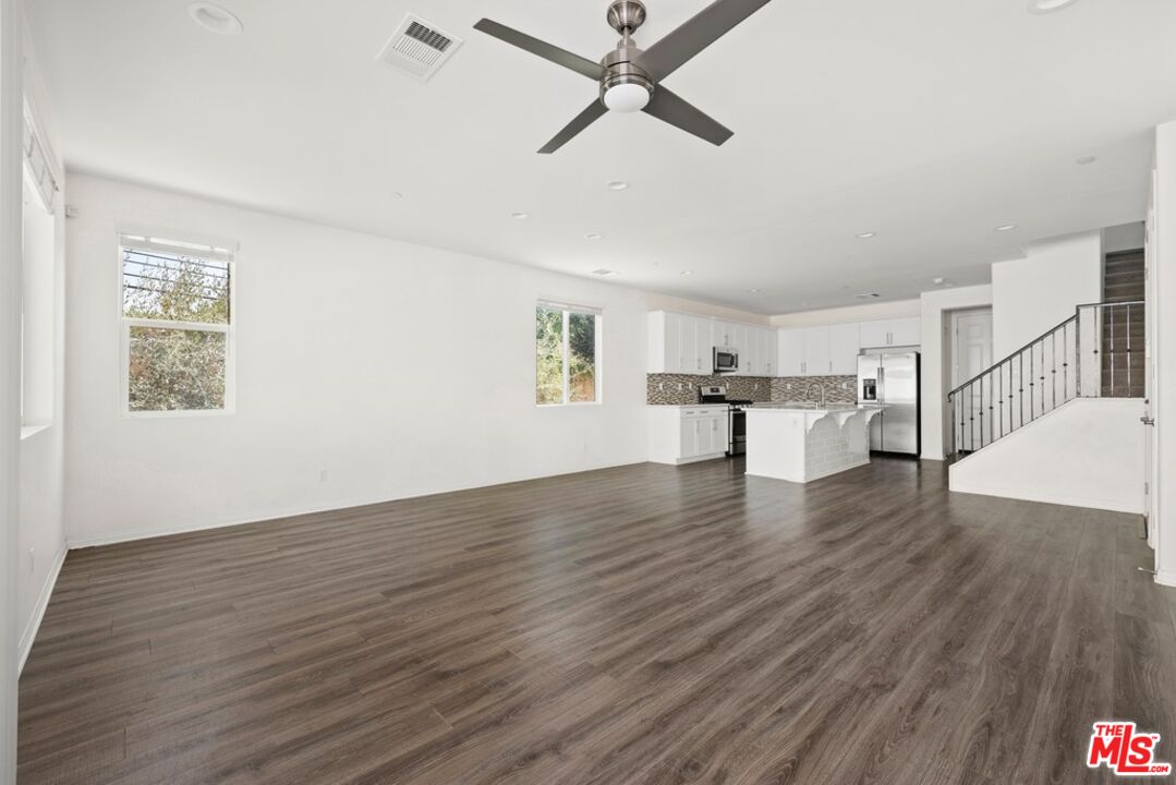 15001 Emma Dr