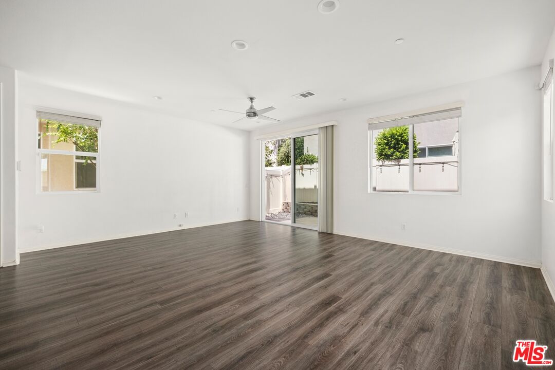 15001 Emma Dr