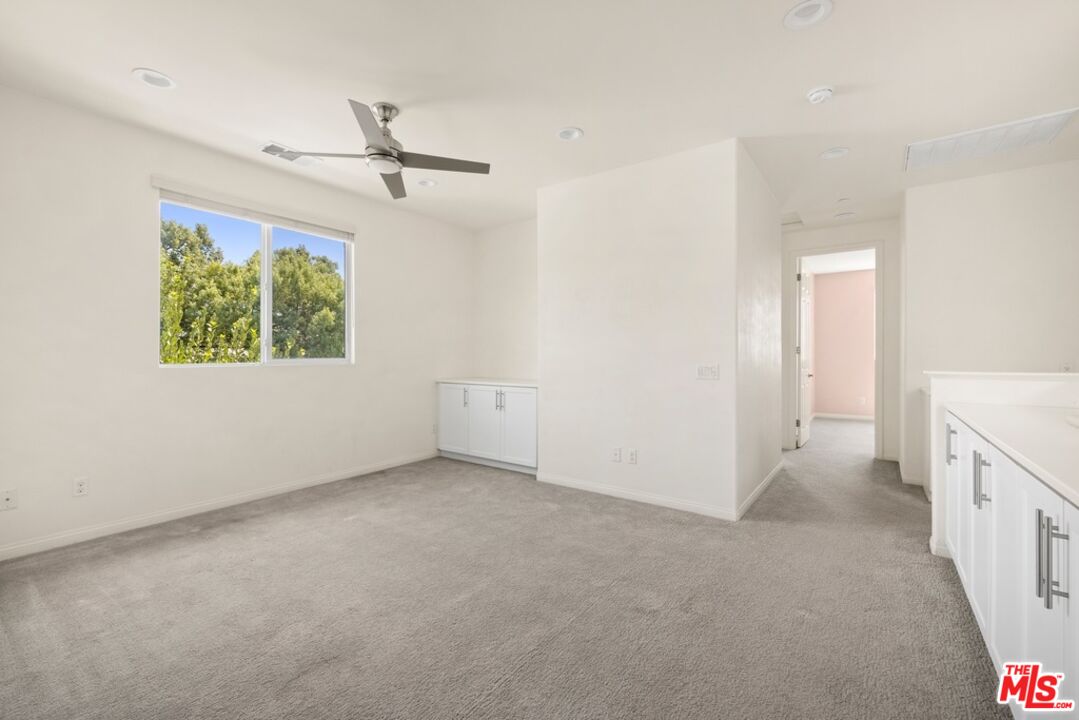 15001 Emma Dr