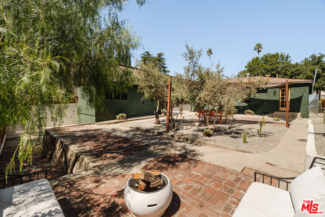 410 N Avenue 66