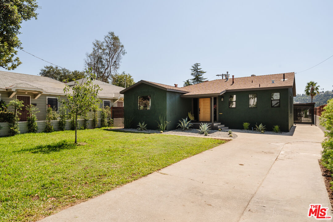 410 N Avenue 66