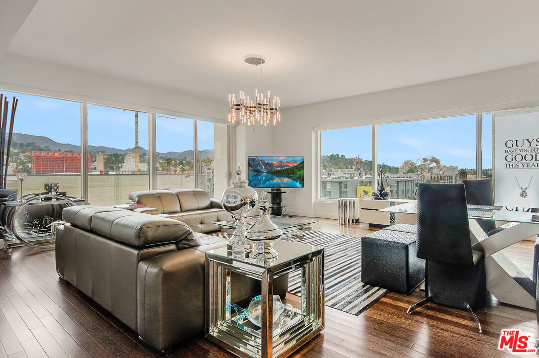 6250 HOLLYWOOD BLVD Unit: 8A