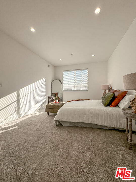 1225 Armacost Ave Unit: 205