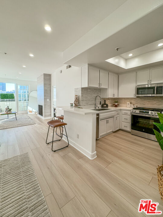 1225 Armacost Ave Unit: 205