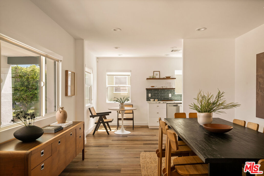 3775 Sutro Ave