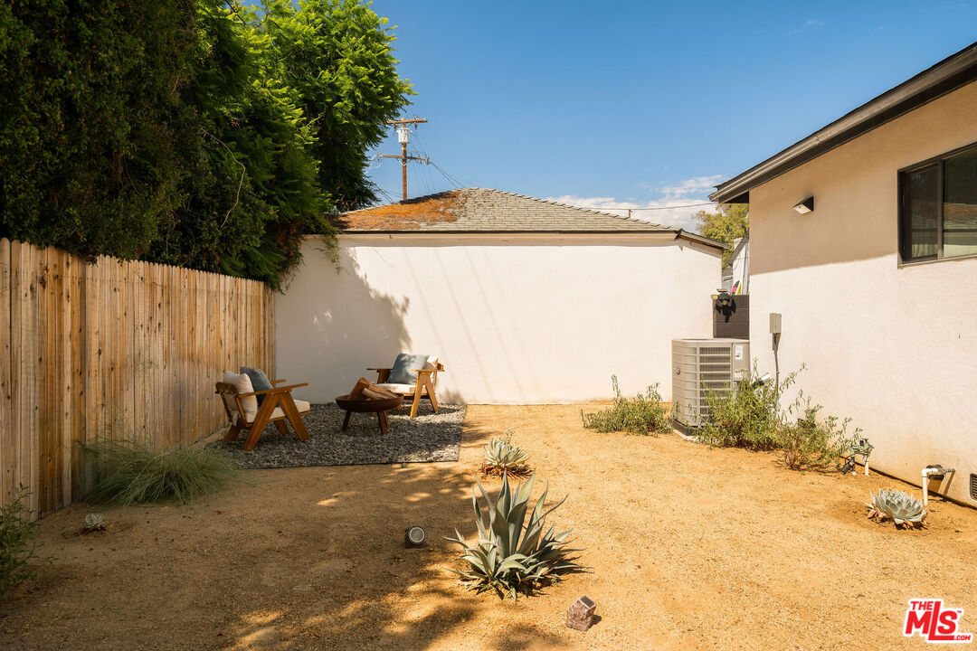 3775 Sutro Ave