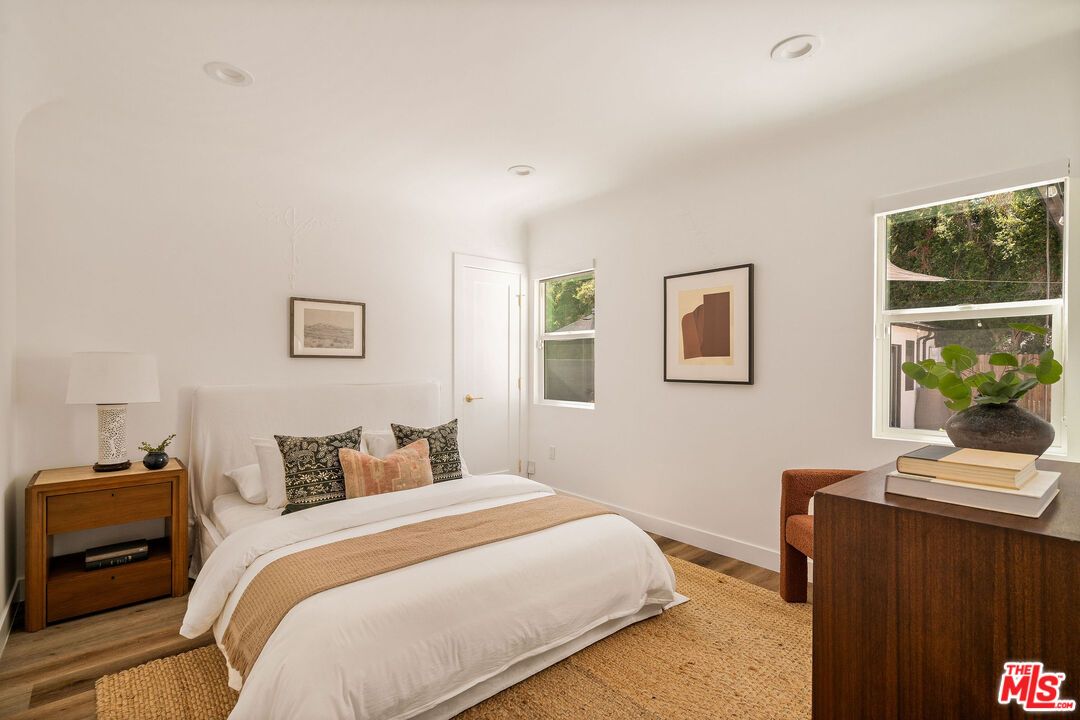3775 Sutro Ave