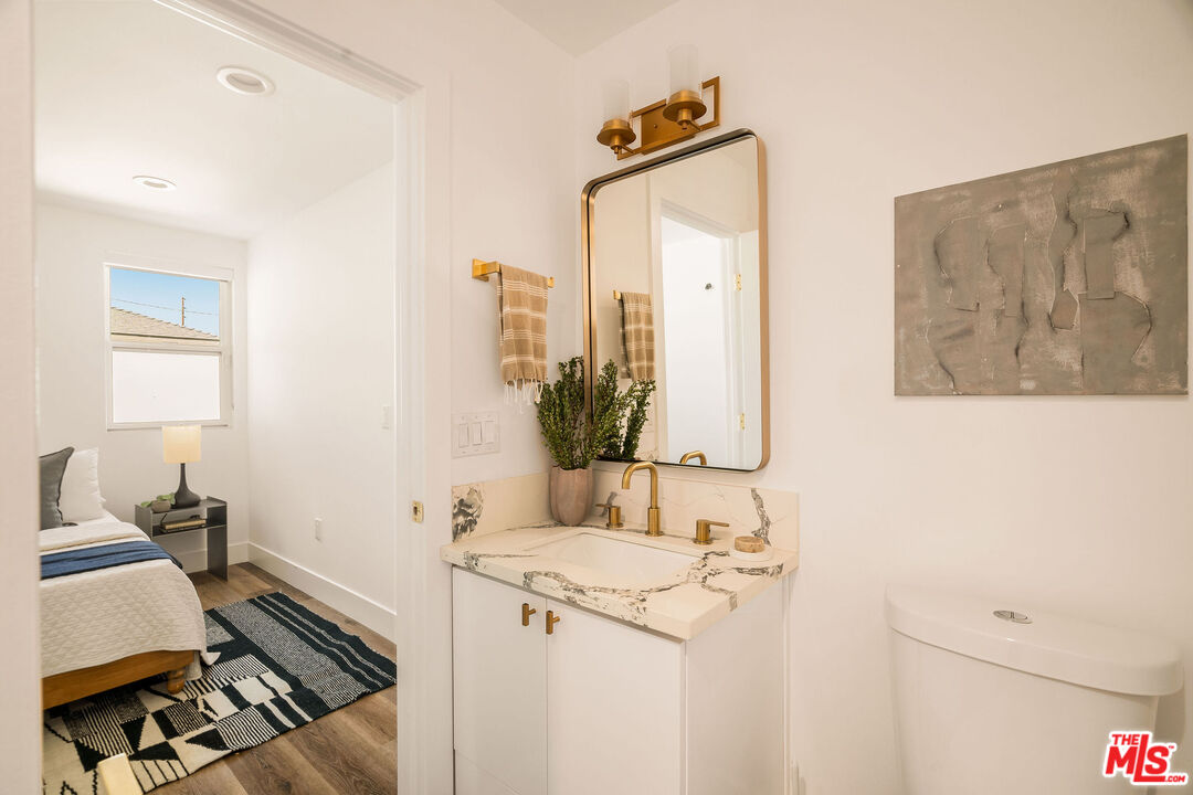 3775 Sutro Ave