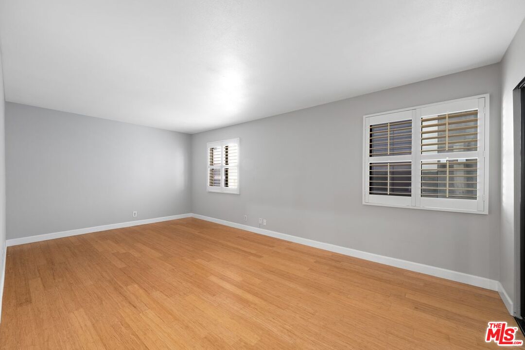 1742 Stoner Ave Unit: 2