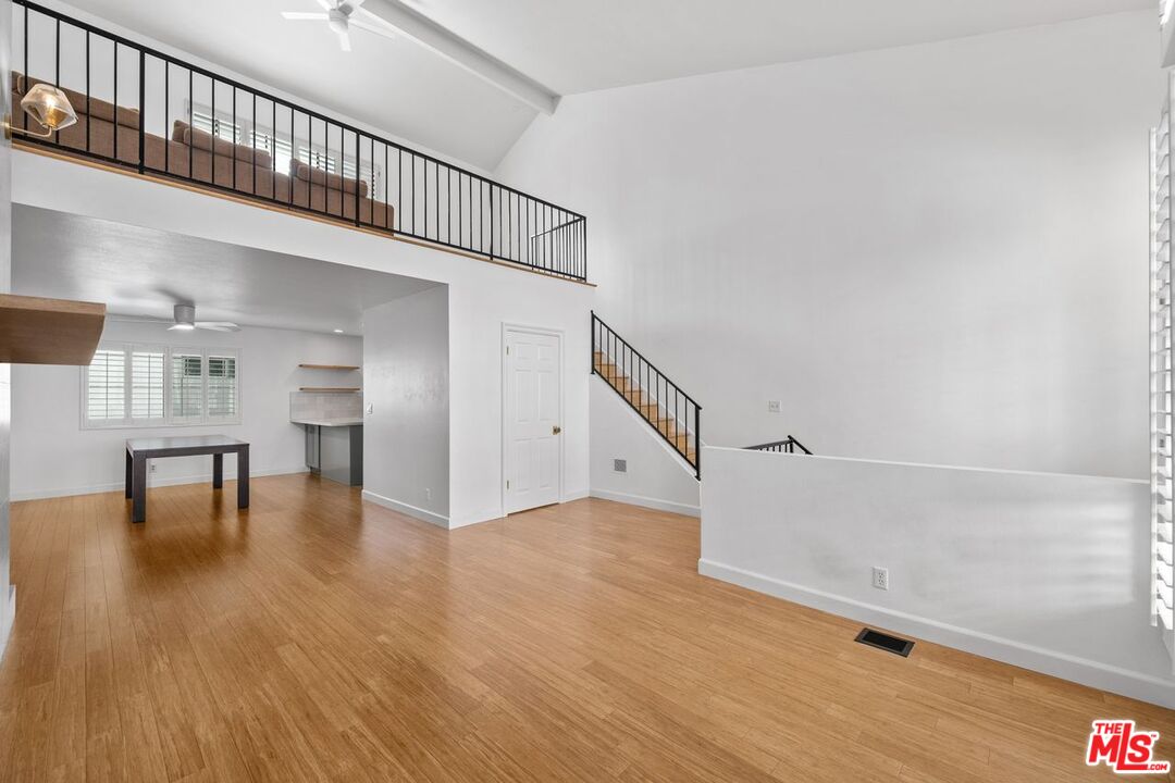 1742 Stoner Ave Unit: 2