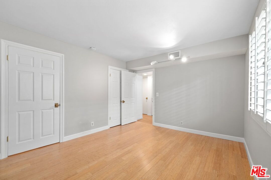 1742 Stoner Ave Unit: 2