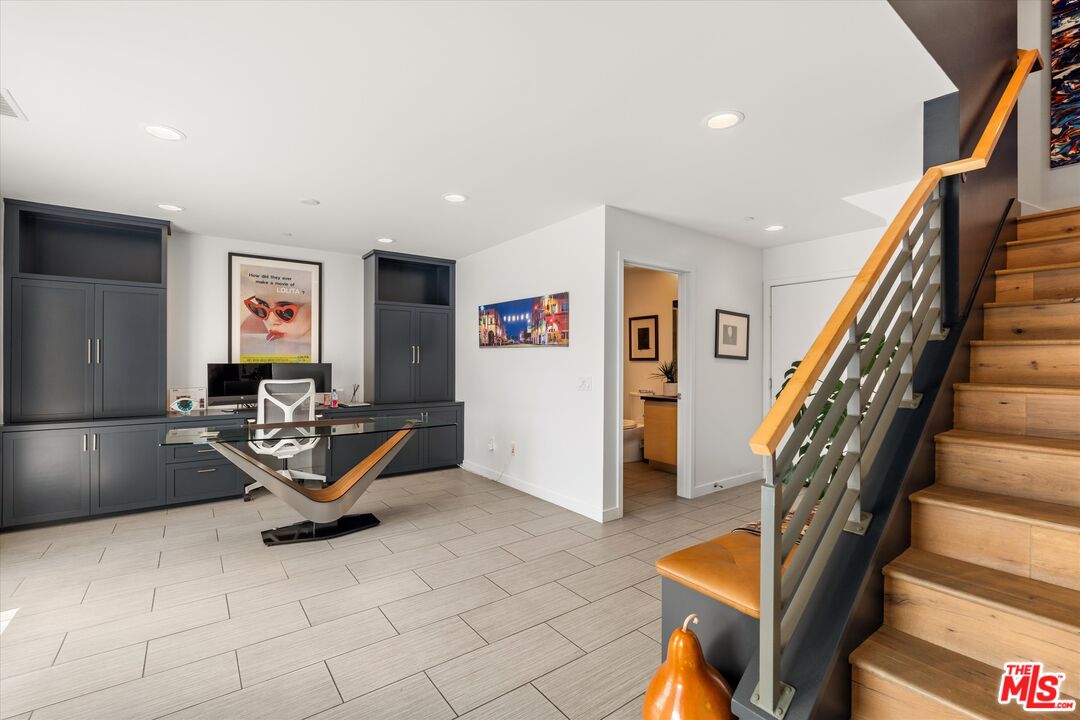 310 Washington Blvd Unit: 503