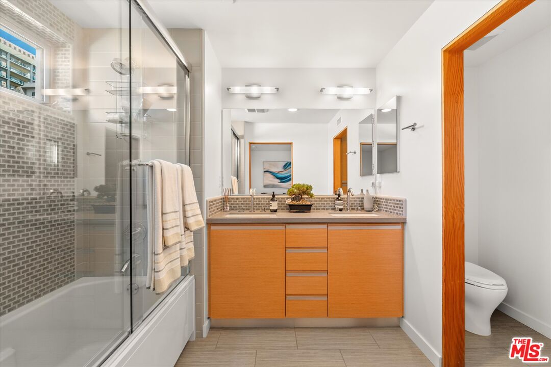 310 Washington Blvd Unit: 503