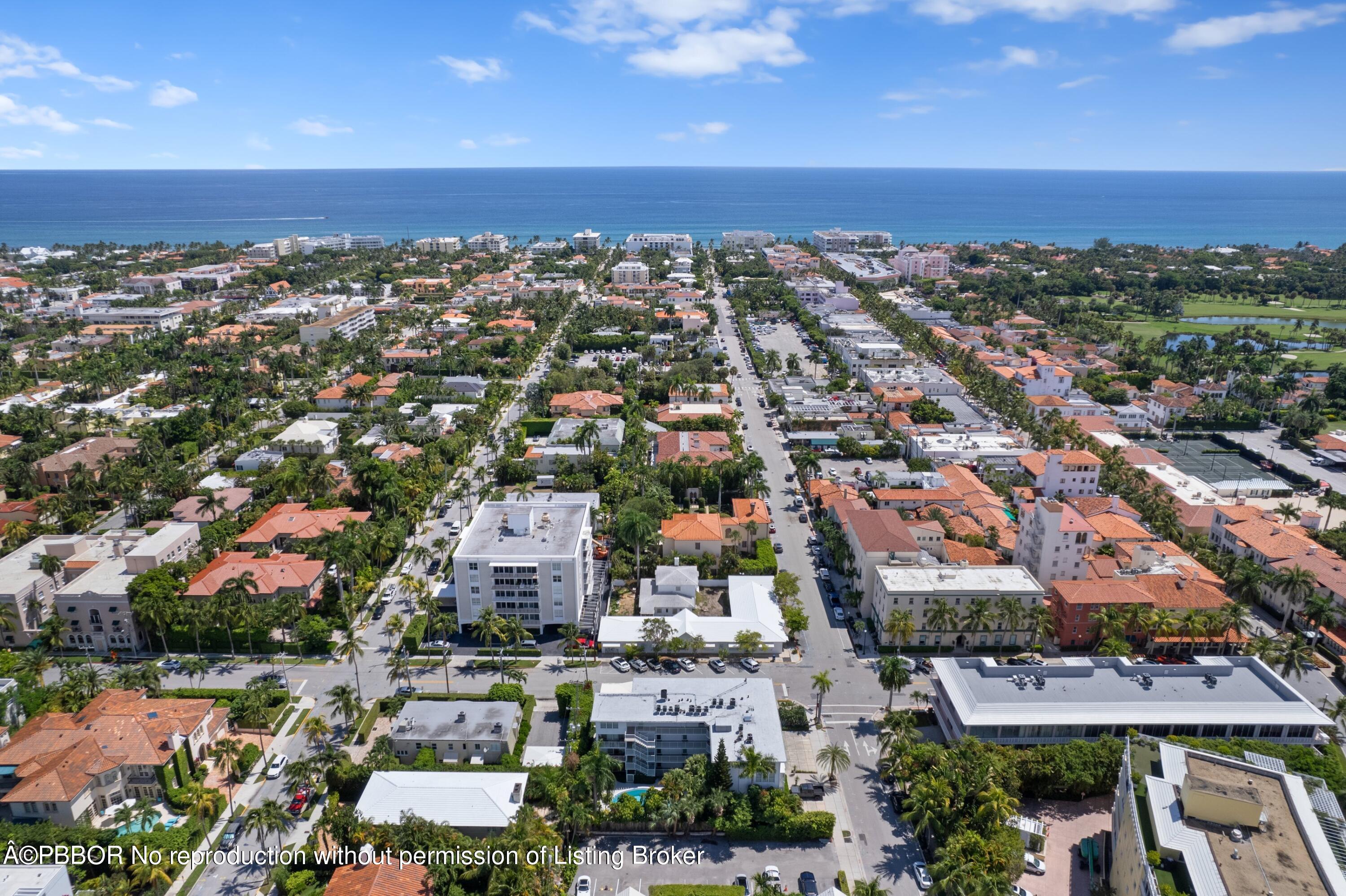 401 Peruvian Avenue, 302