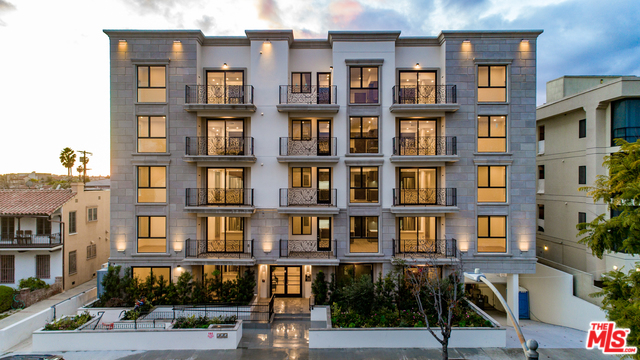 909 S LE DOUX RD Unit: 302