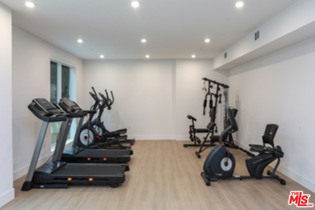 909 S LE DOUX RD Unit: 302