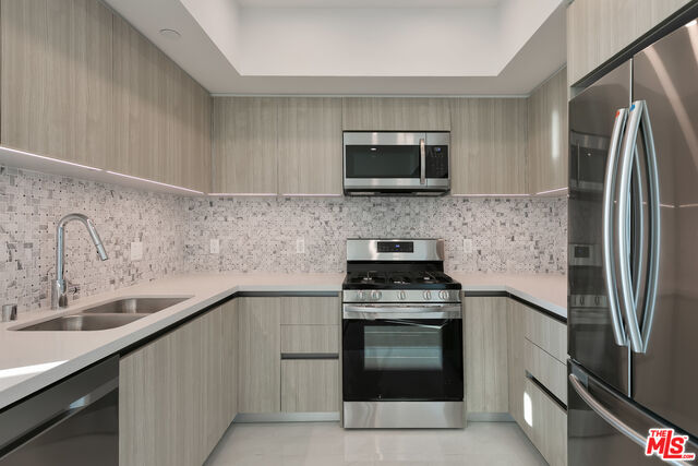 1070 S Holt AVE Unit: 102