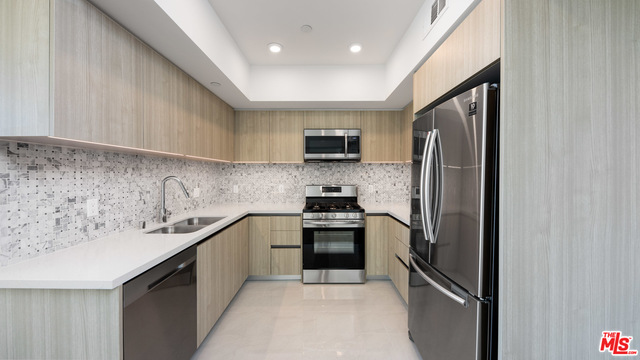 1070 S Holt AVE Unit: 102