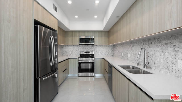 1070 S Holt AVE Unit: 102