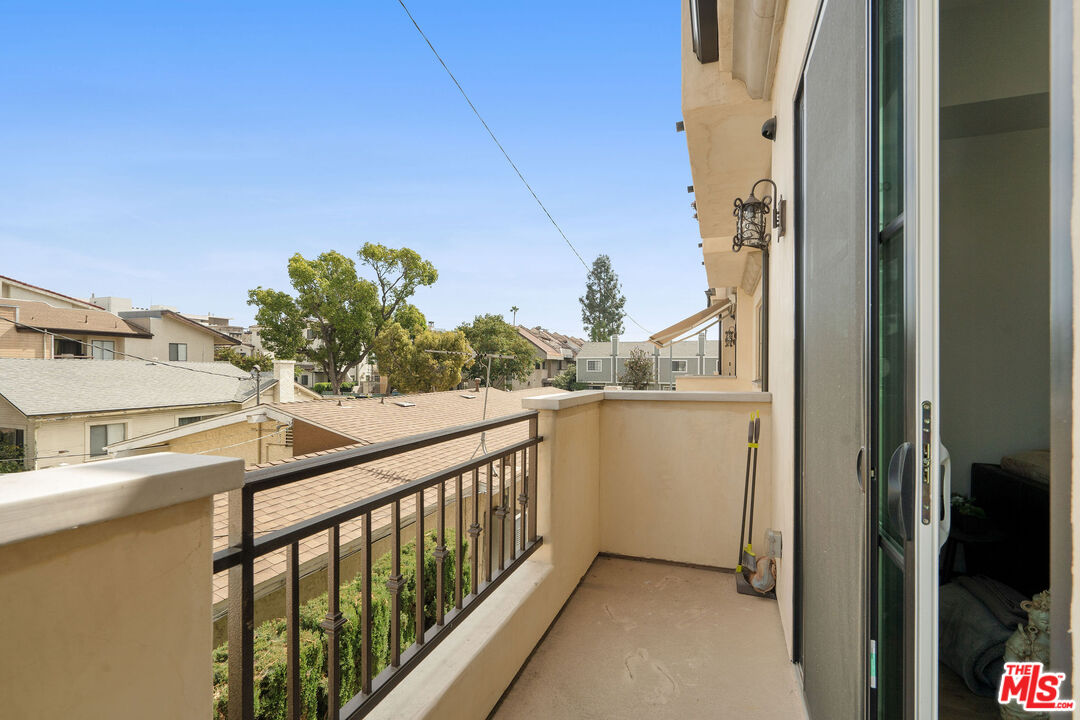 361 Myrtle Unit: 204