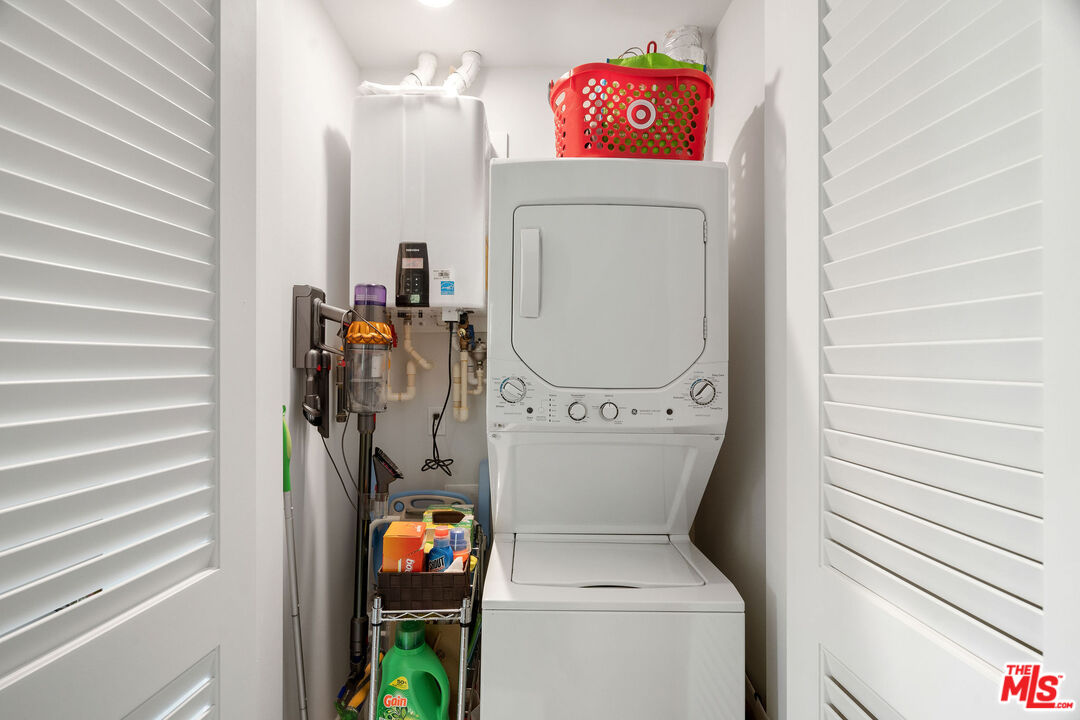 361 Myrtle Unit: 204