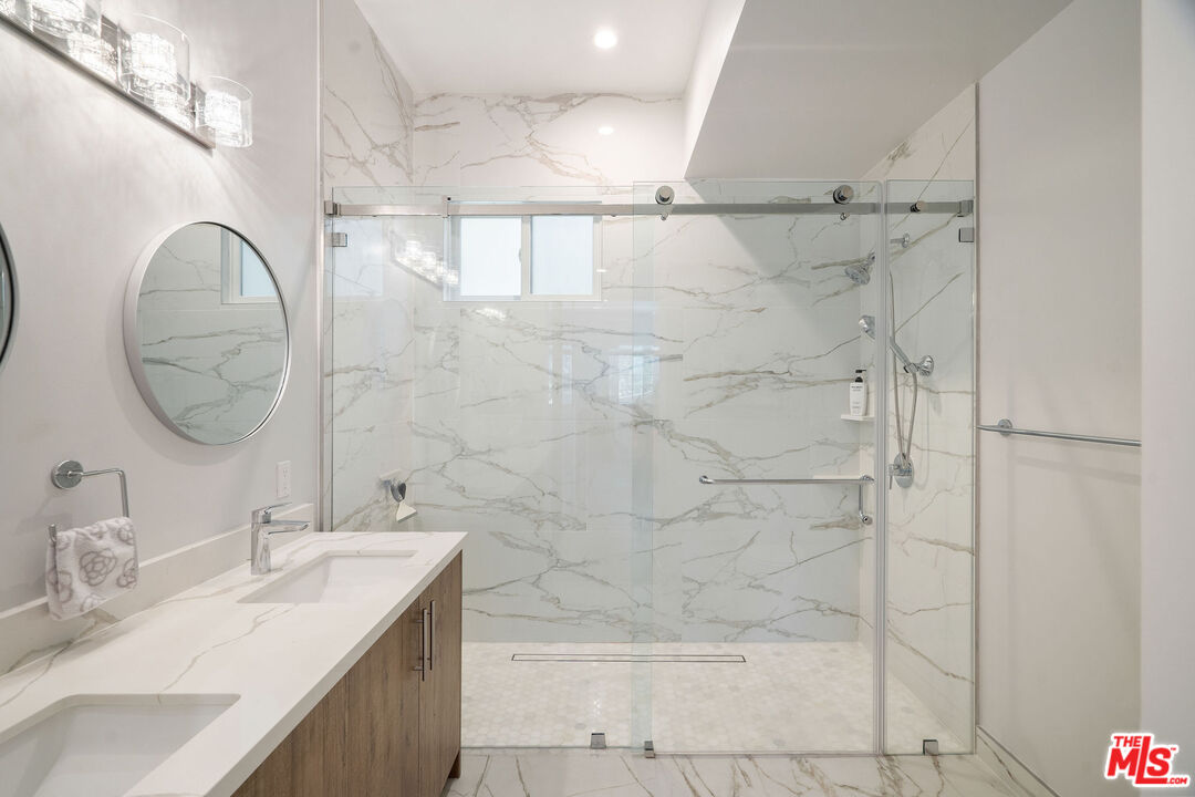 361 Myrtle Unit: 204