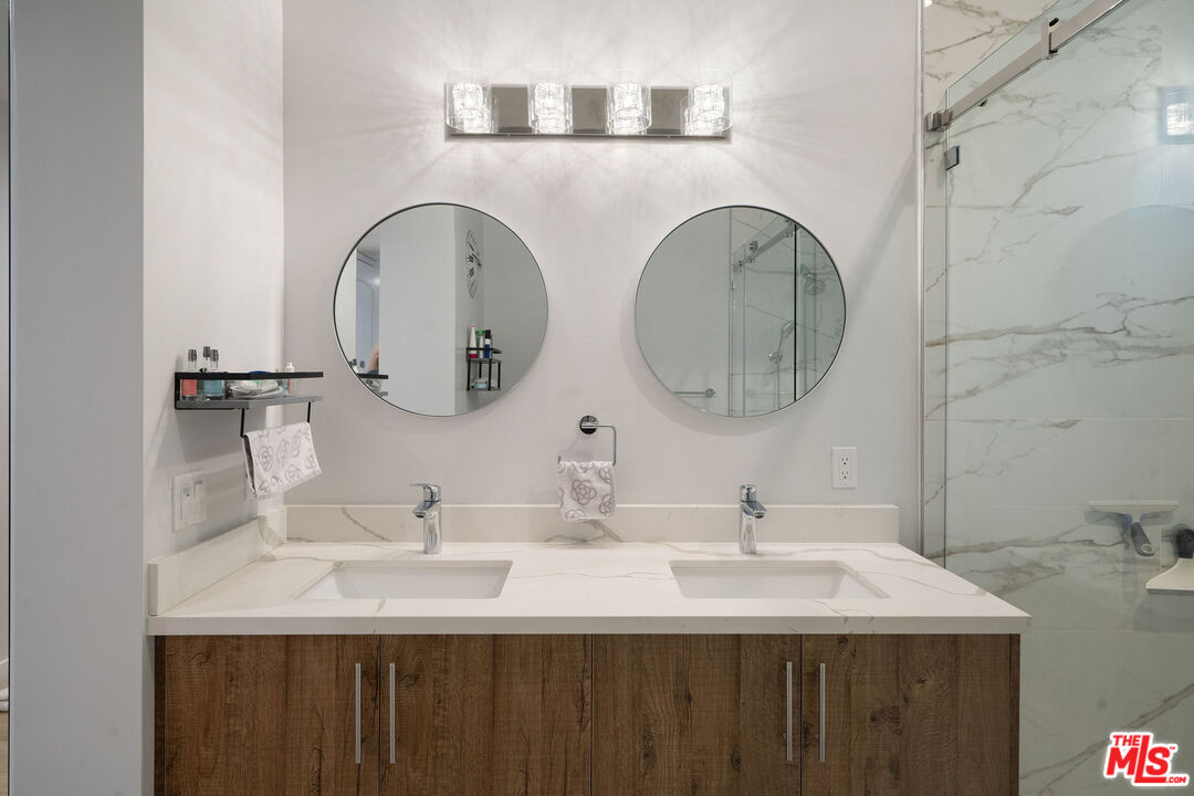 361 Myrtle Unit: 204