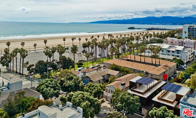 141 HOLLISTER AVE