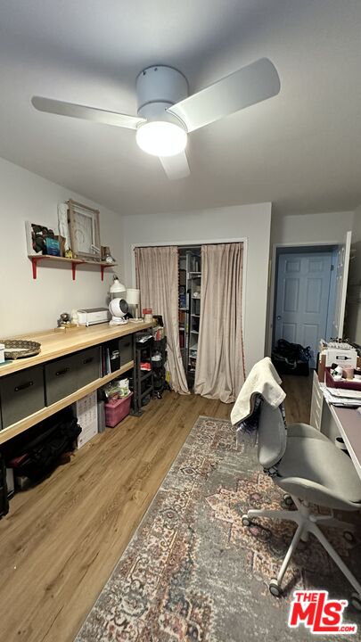 9707 Charnock Ave Unit: 201