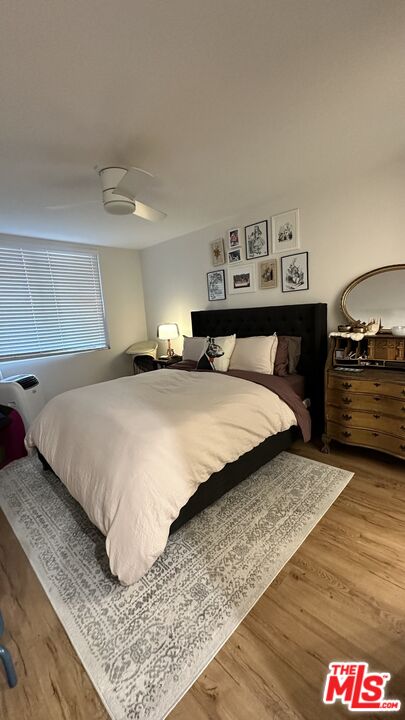 9707 Charnock Ave Unit: 201