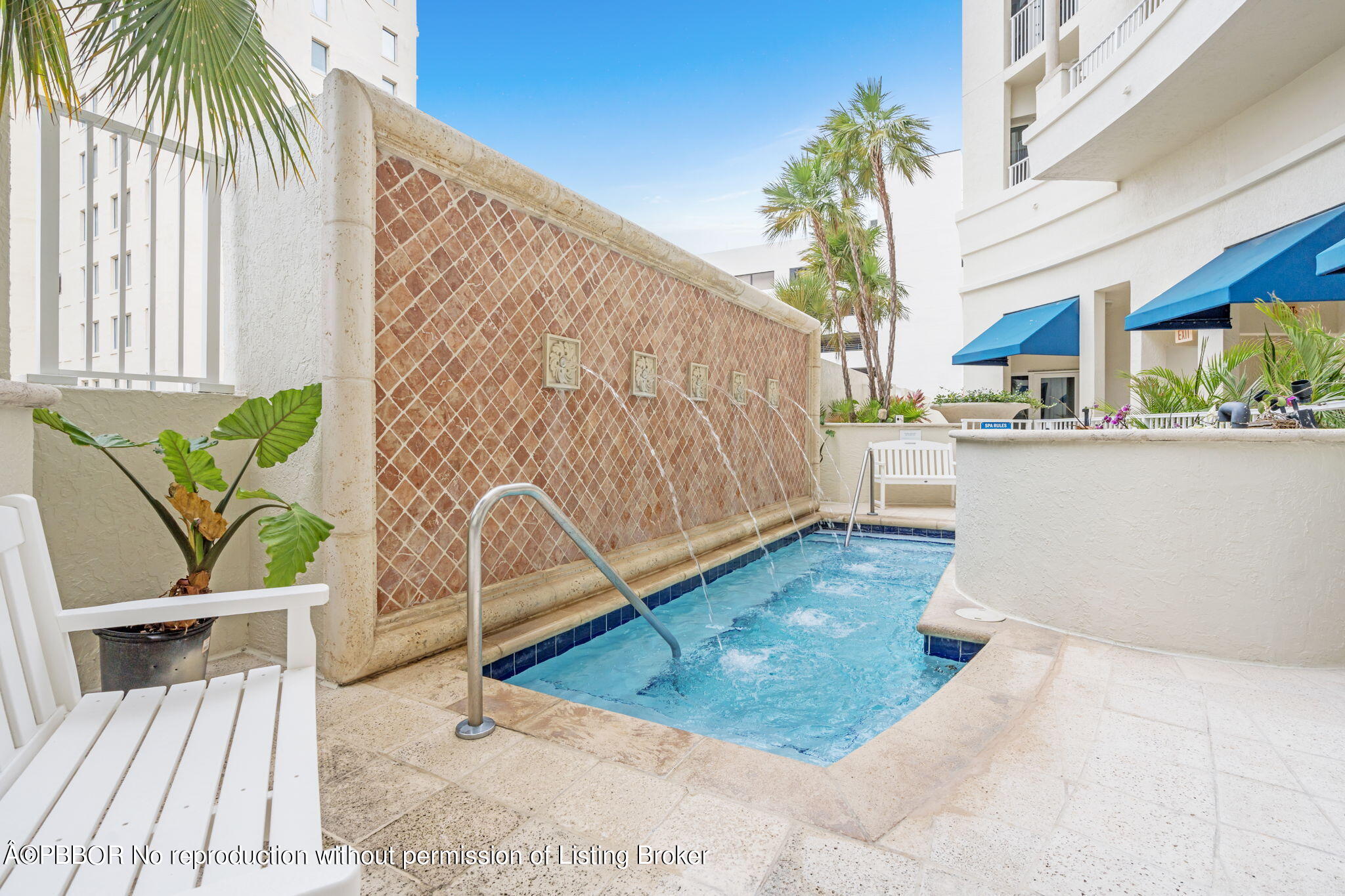 201 S Narcissus Avenue, 605