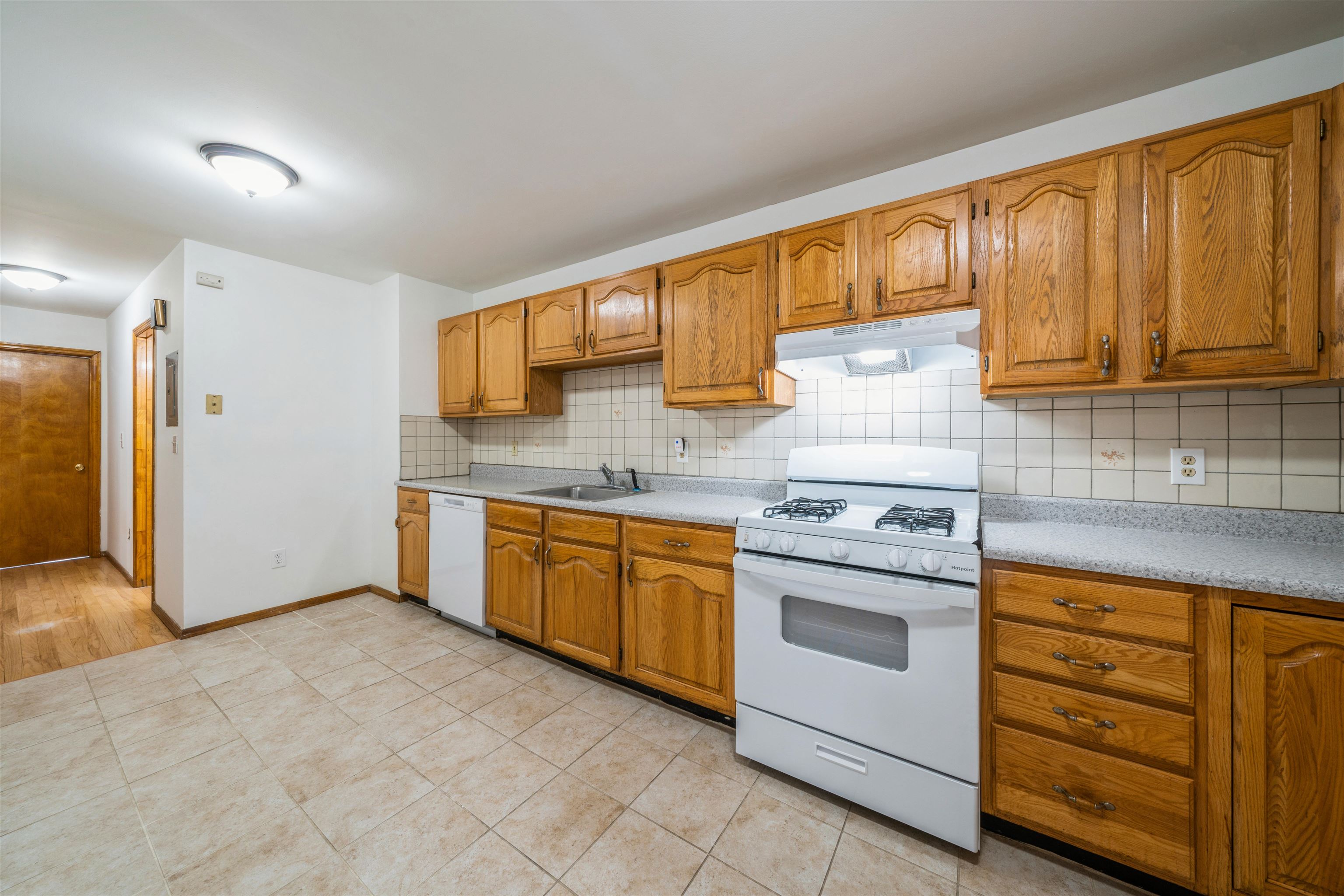 238 VAN NOSTRAND AVE