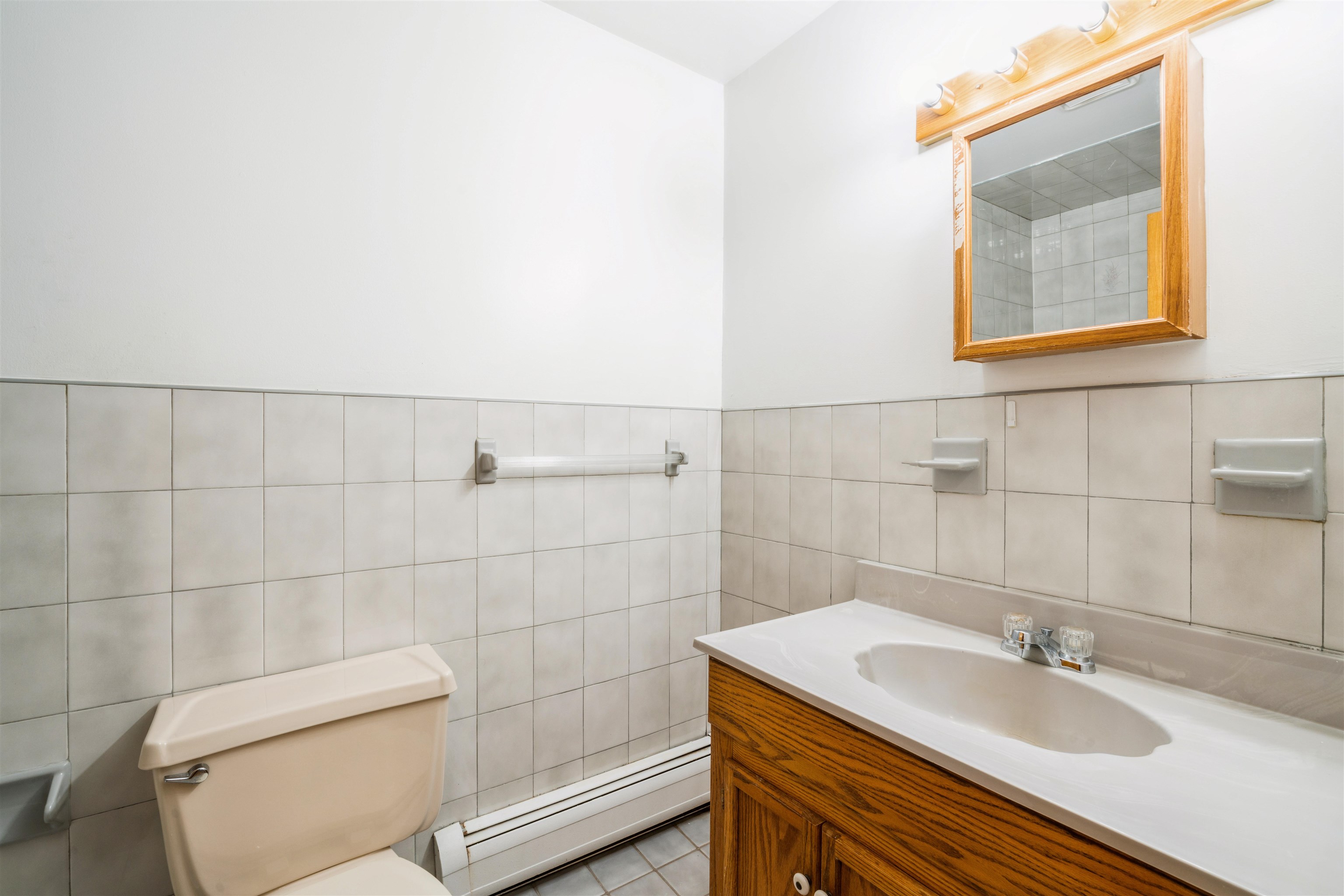 238 VAN NOSTRAND AVE